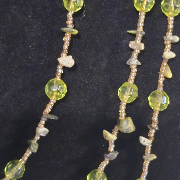 Esmor Multistrand Beaded Neclace - Picture 2 of 6